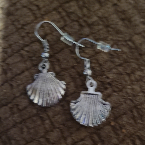 Silver Shell Earrings - Picture 2 of 2